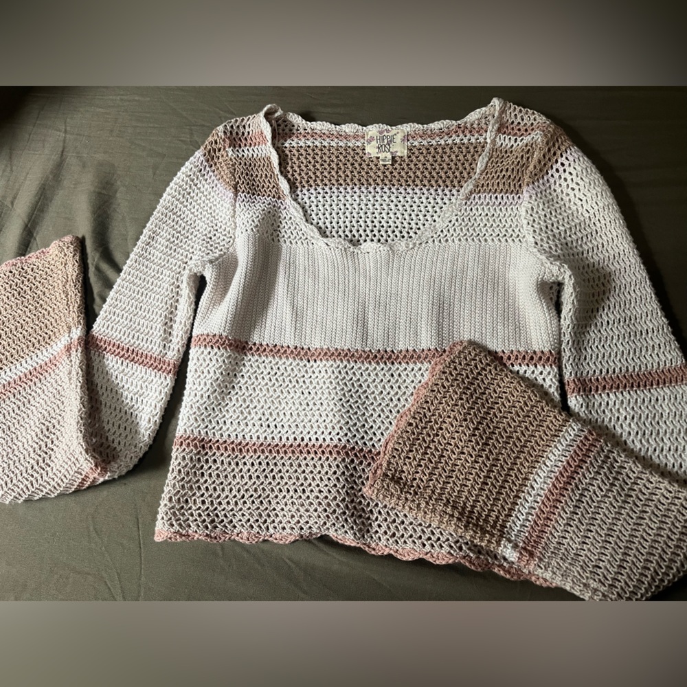 Hippie Rose Open Knit Top - Picture 4 of 5